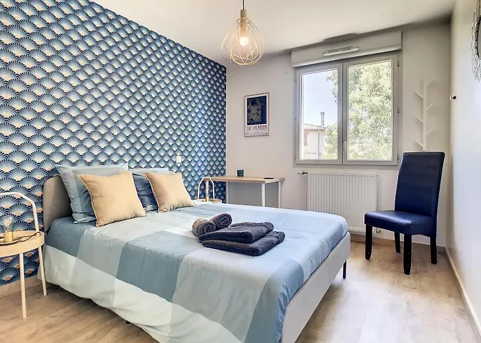 Villa Poete Avec Jardin 3 Chambres Parking Gratuit