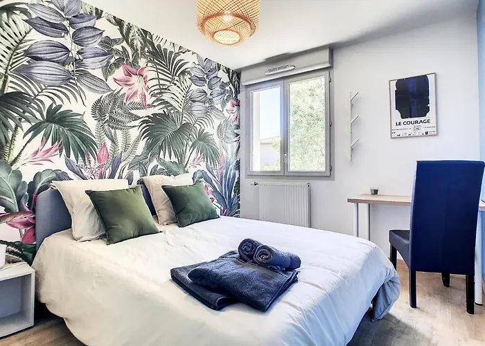 Villa Poete Avec Jardin 3 Chambres Parking Gratuit