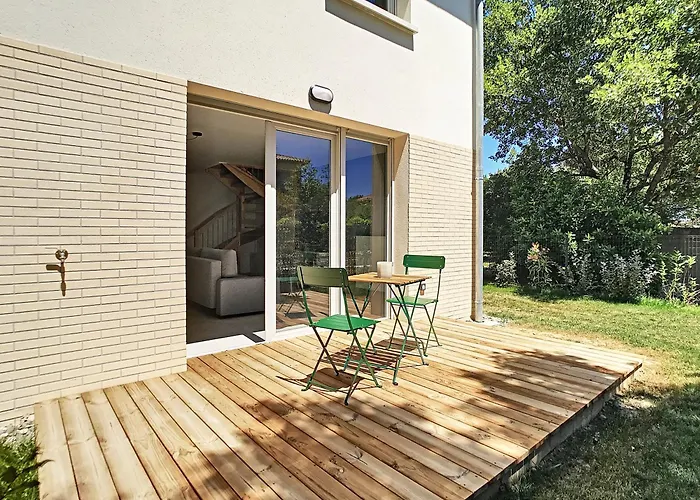 Villa Poete Avec Jardin 3 Chambres Parking Gratuit