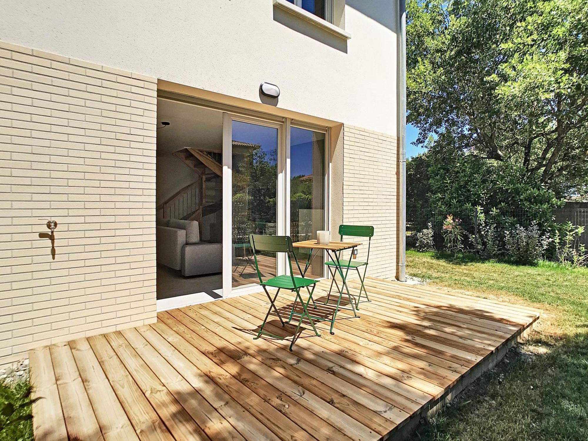 Poete Avec Jardin 3 Parking Gratuit